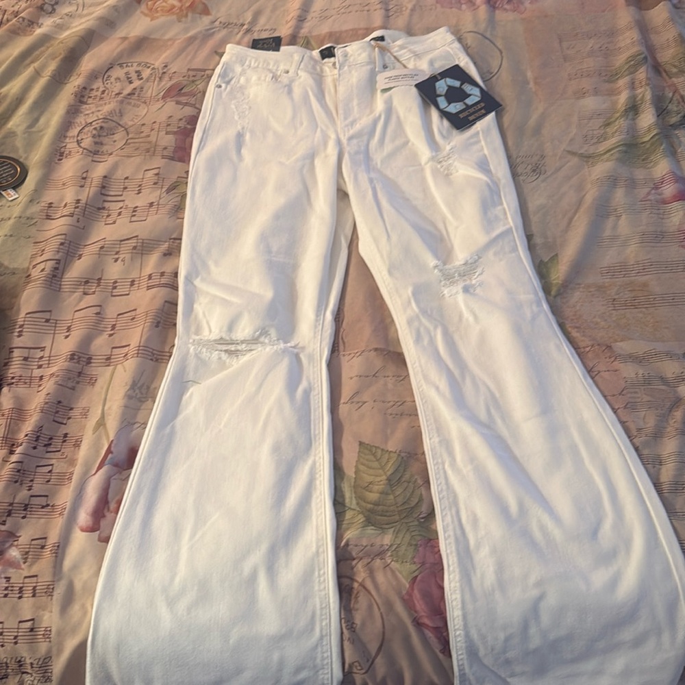 Women Newwhite flared jeans